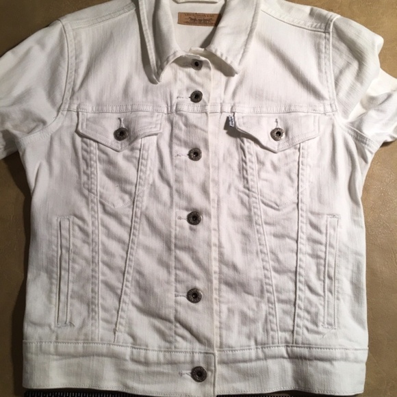 LEVI STRAUSS & CO. Original Trucker Jacket, CROPPED, WHITE, NWOT, Size S - Picture 5 of 8